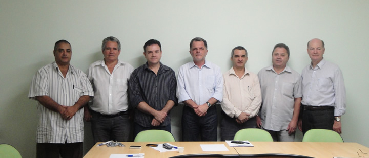 Deputado Mauro Bragatto visita o Conselho Intersindical