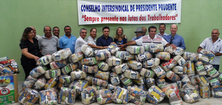 Natal Sem Fome: Conselho Intersindical doa 2 ton. de alimentos